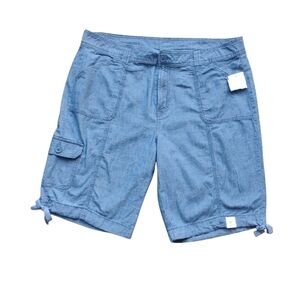 NWT St. John’s Bay Chambray Cargo Shorts 16 Lightweight 11” Inseam